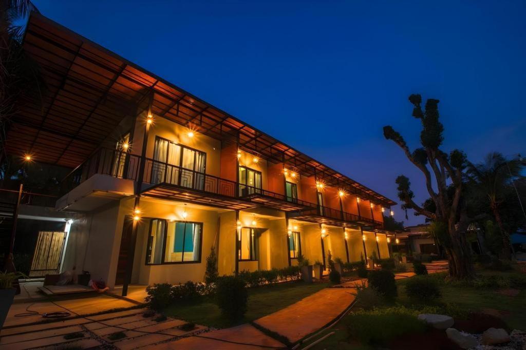 Seesea Resort Satun Exteriör bild