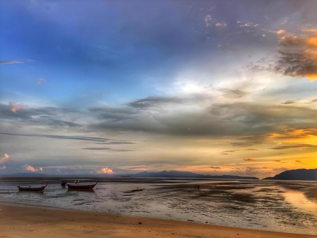 Seesea Resort Satun Exteriör bild
